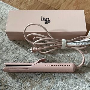 Lange Pink Hair Styling Tool